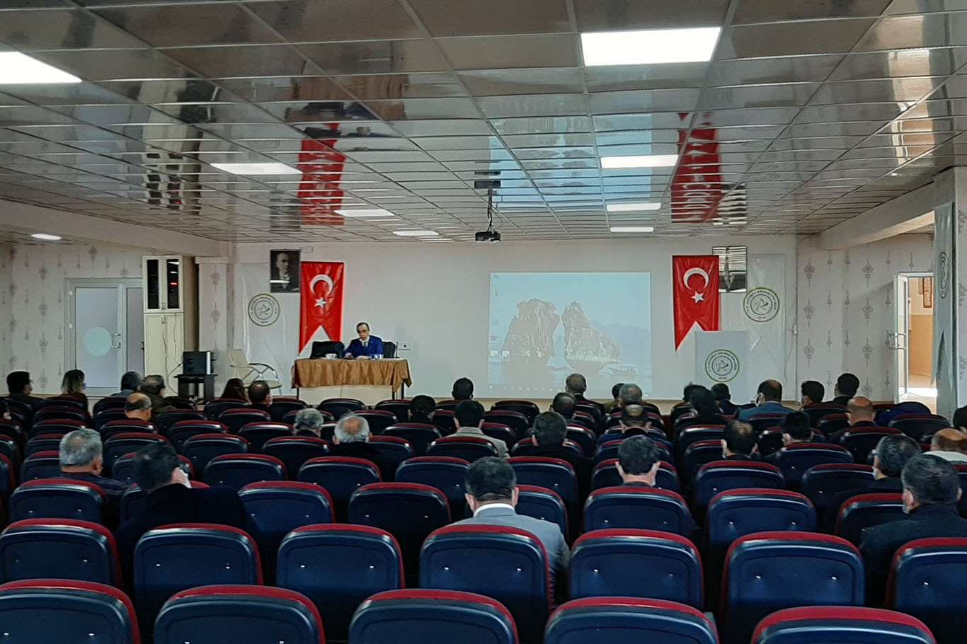Adıyaman'da e-okul öğretmen e-kitaplık ve MEB Ajanda uygulamalarının tanıtımı yapıldı Adıyaman'da e-okul öğretmen e-kitaplık ve MEB Ajanda uygulamalarının tanıtımı yapıldı